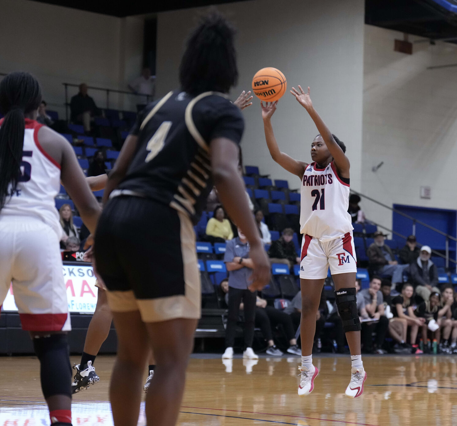 2023DLY0485FMU-UNCP230121.jpg